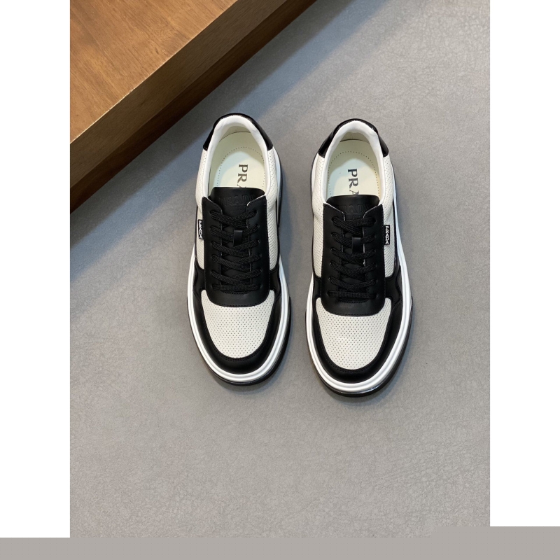 Pra*a casual shoes